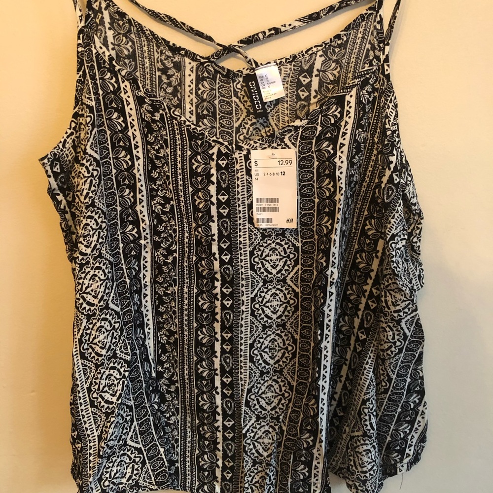 NWT- H&M cross back tank SZ 12